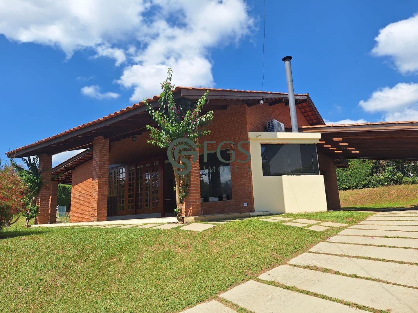 Oportunidade! Casa 3 dormitórios em condomínio náutico alto padrão